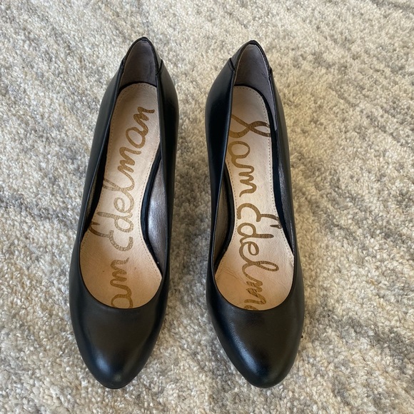 Sam Edelman Camdyn Black Leather Pumps - Picture 4 of 8